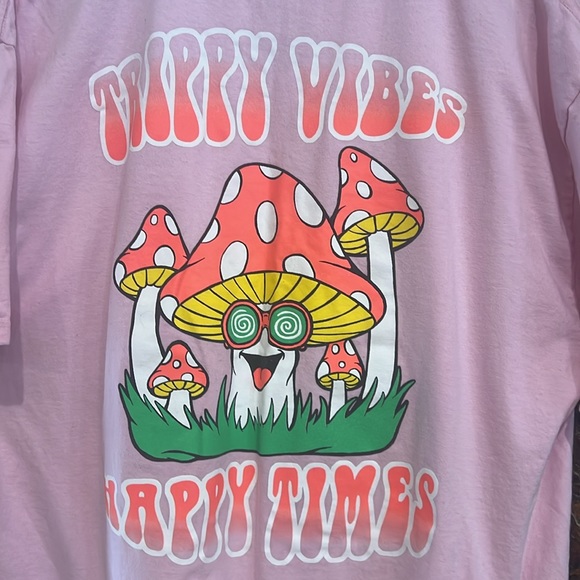 Gently worn Eighty Eight Brand Pink Tee XL - Picture 1 of 4